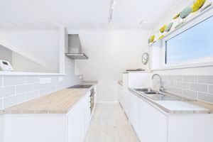 Kitchen- click for photo gallery